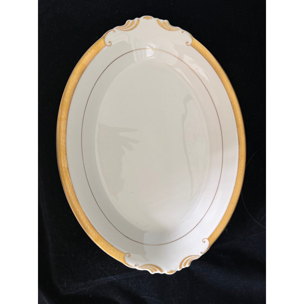 Syracuse China Bracelet 13.5” Oval Serving Platter  Gold Encrusted Rim  USA